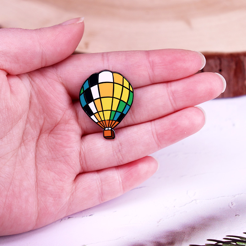 Heteluchtballon Emaille Pin Jo - Embroidery Bali recensie en prijs